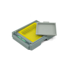 Дно для 10-ти рамкового вулика Lyson пластикове гігієнічне 