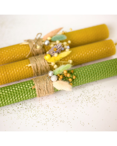 Свічка з вощини Стрітенська декорована (26 см)