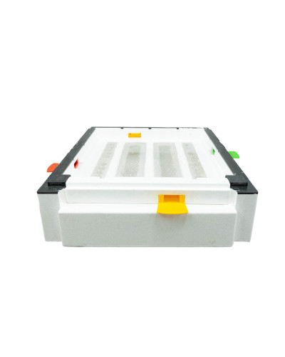 Дно пенополистирольное гигиеническое Дадан деленное неокрашенное