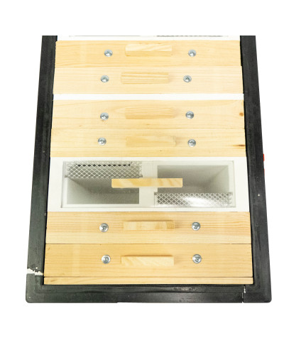 Нуклеусный пенополистирольный улей на 4 семьи BeeHome крашеный зеленый