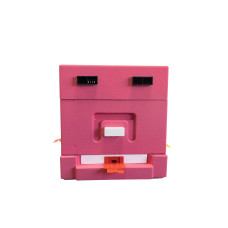 Нуклеусный пенополистирольный улей на 4 семьи BeeHome крашеный розовый