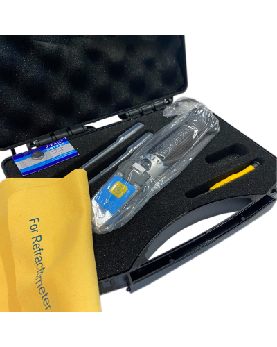 Рефрактометр з підсвіткою