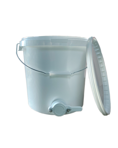 Відстійник поліпропіленовий 20,1л. з клапаном 6/4