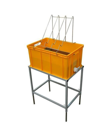 Стіл для розпечатування з ванночкою пластиковою 300 мм, сито нержав.