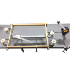 Пристрій для натягування дроту в рамках