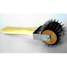 Каток для розпечатування щільників "Їжак" (дерев. Ручка)